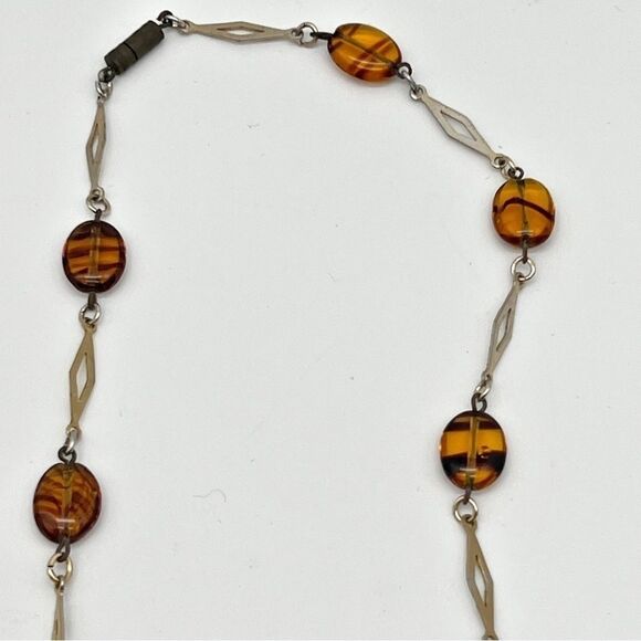 Gold Tone Diamond Shape Chain Amber Glass Striped Round Flat Bead Necklace 28” - Picture 6 of 10